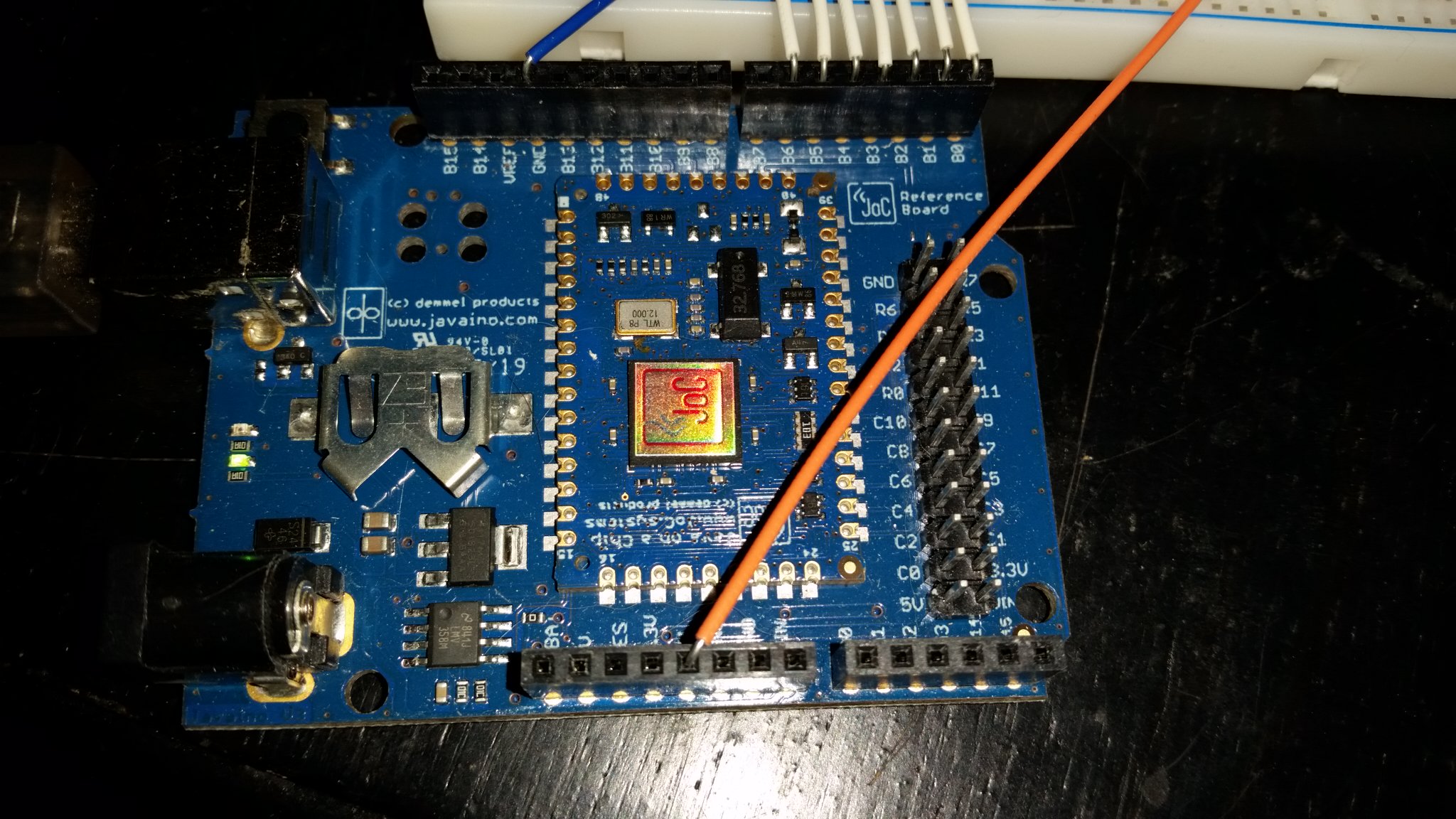 von Demmel hängt an meinem Breadboard.