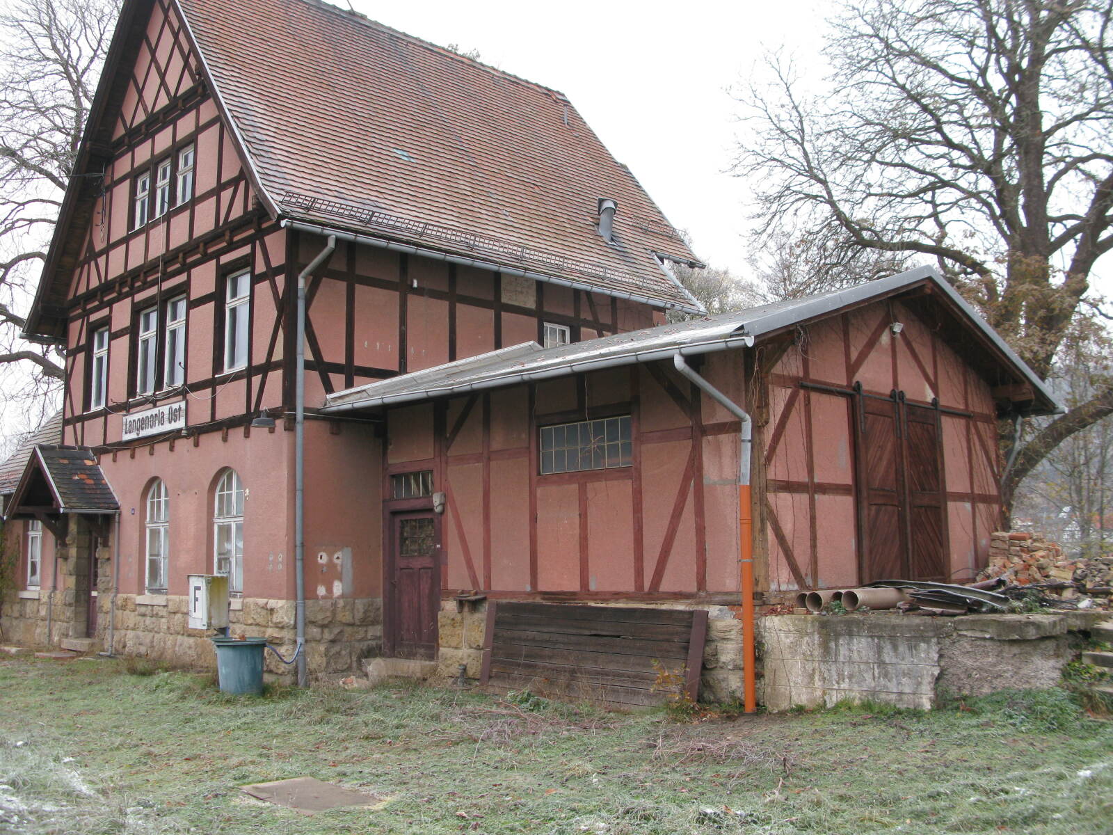 relativ buntes Haus